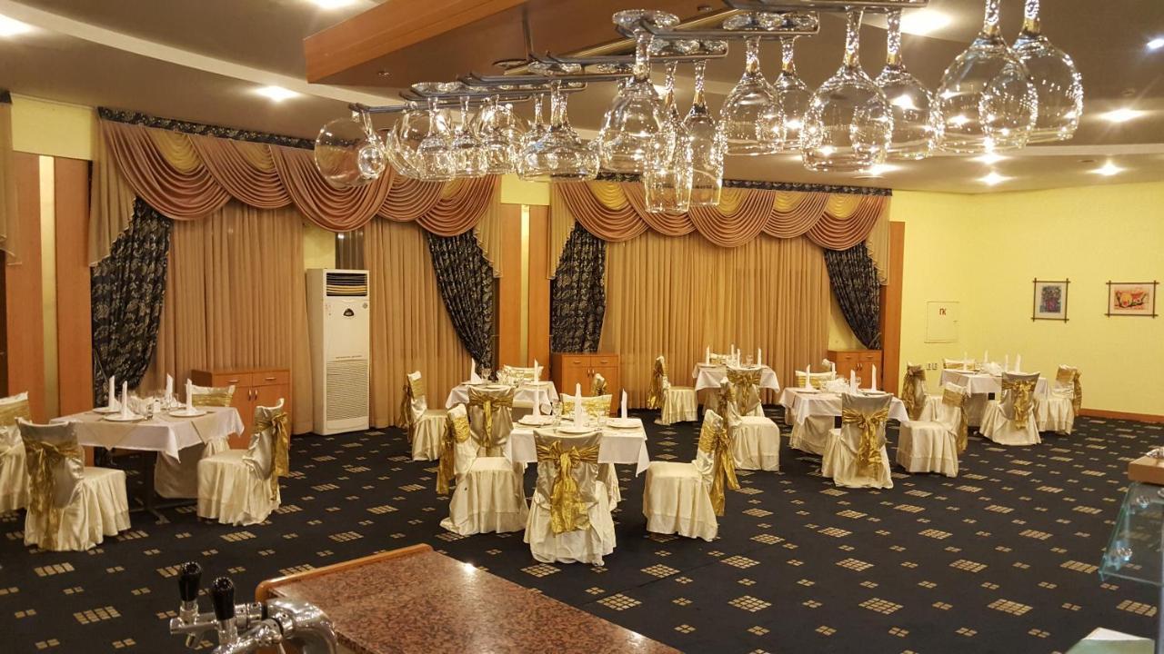 Expo Hotel Tașkent Exterior foto